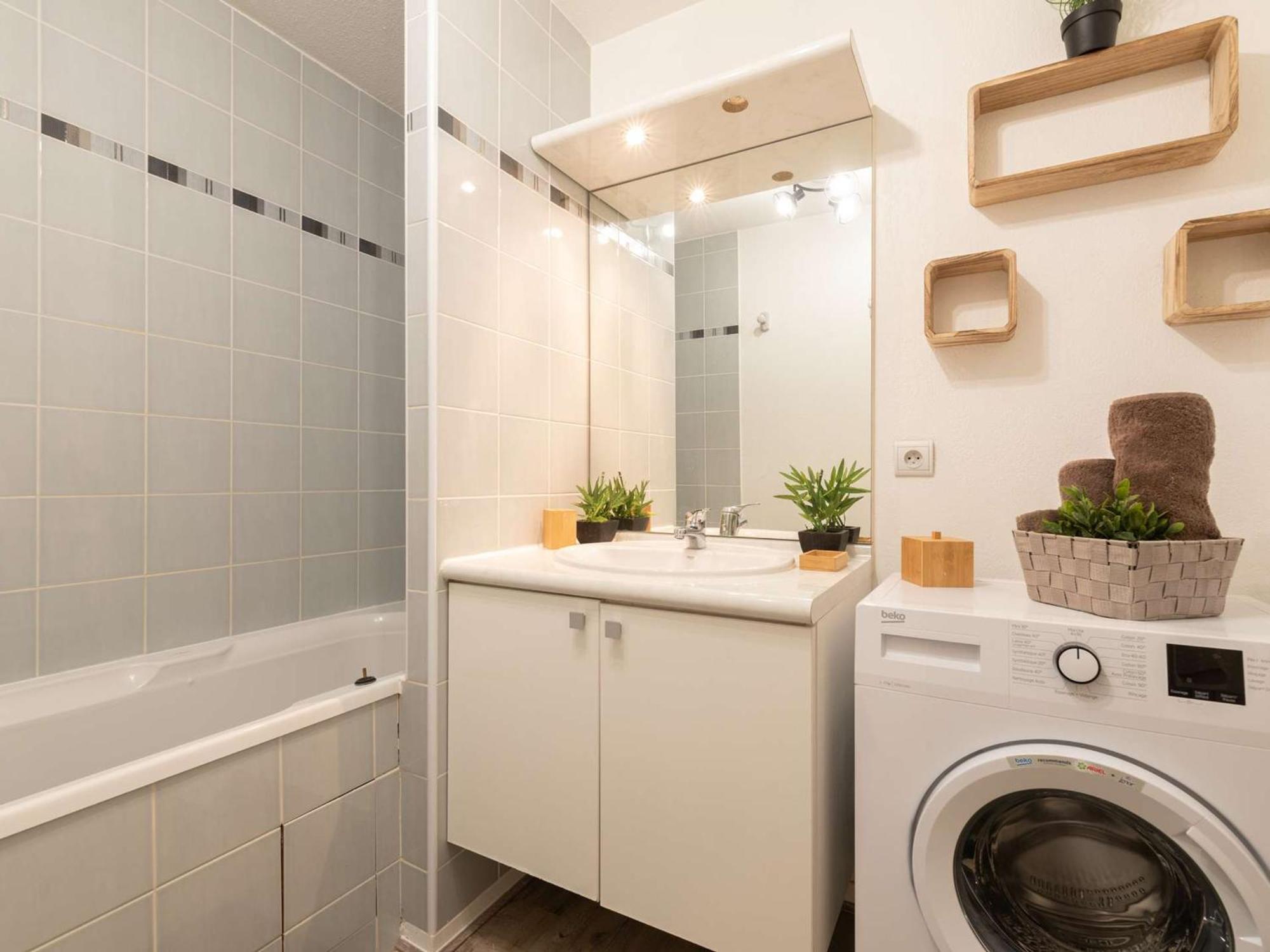 Appartement 6 Pers, Centre St-Lary, 2 Ch + Cabine, Garage, Balcon, Et Ascenseur - Fr-1-296-361 Saint-Lary-Soulan Eksteriør bilde